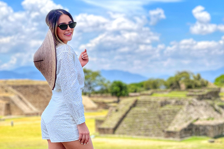 Monte Albán, hierve el agua, Mezcal y Teotitlán