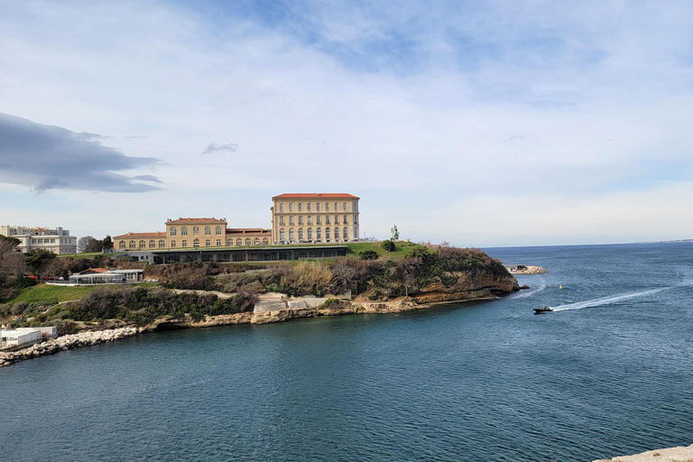 Promenades artistiques à Marseille : Le Panier et au-delàBalade artistique à Marseille : Le Panier et au-delà