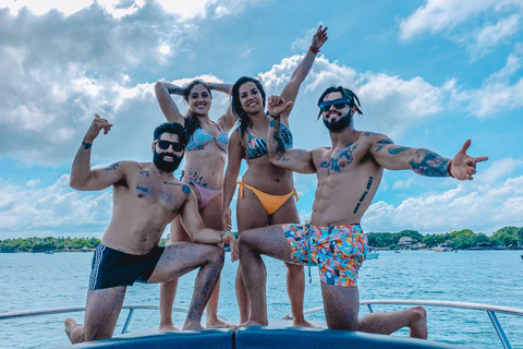 Cartagena : Excursion en bateau sur l&#039;île de Cholon et fête avec DJ + déjeuner