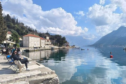 Kotor & Perast: Private Tour with Boat Trip & Oyster Lunch