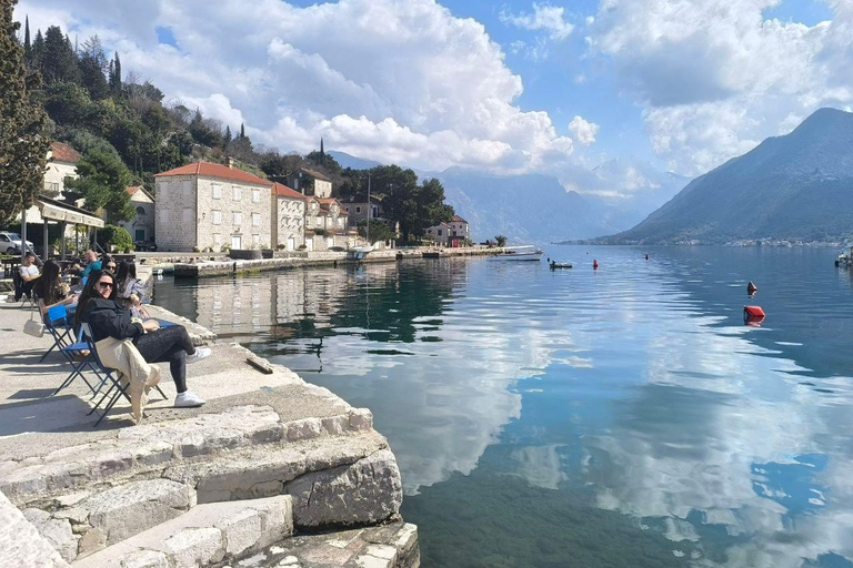 Kotor & Perast: Private Tour with Boat Trip & Oyster Lunch