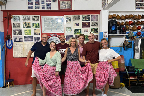 Salvador: Cultural Treasure - Samba de Roda.