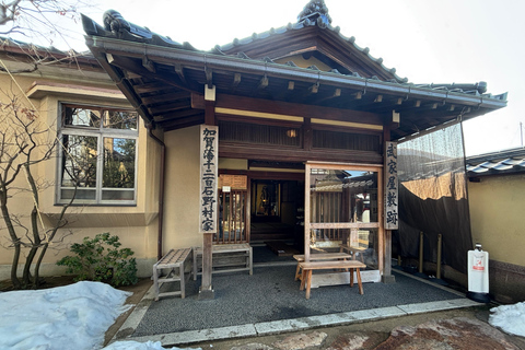 Kanazawa: Castle & Samurai History Walking Tour