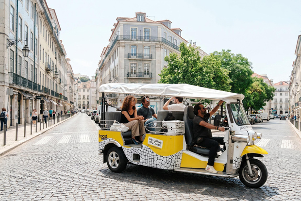 Tour privato in Tuk Tuk a Lisbona: tram 28, centro storico o Belém