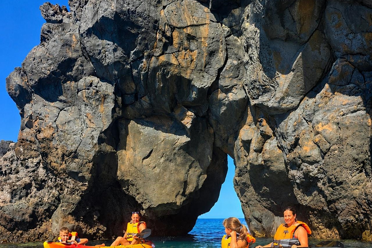 Madeira’s Hidden Coast Guided Kayak Expedition with Photos Madeira’s Hidden Coast Guided Kayak Expedition-Meeting point