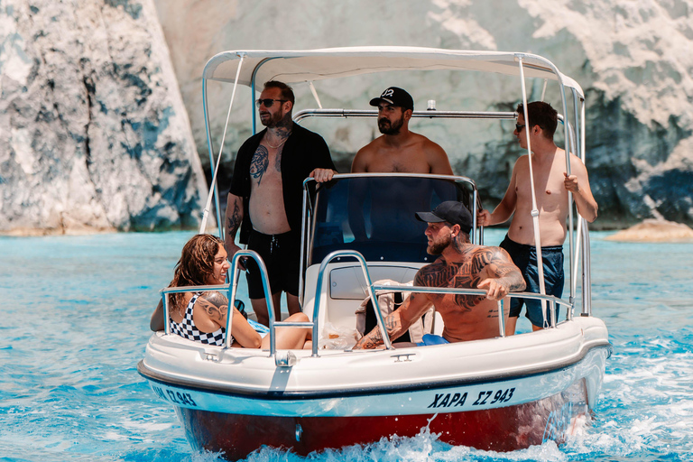 Prywatna łódź na Zakintos: jaskinie Keri, Mizithres, Agalas (maks. 5 osób)