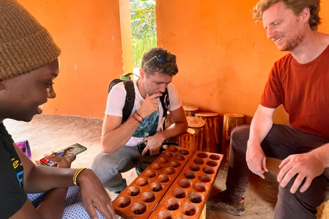 Vanuit Kampala: dagtrip naar Ewaffe Cultural Village met lunch