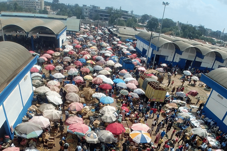 Mombasa: Cultureel dorp en Kongowea markt tour