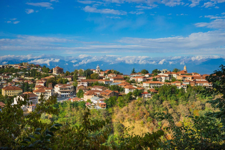 Tbilisi: 4-Day Georgia and Armenia Tour with Guide