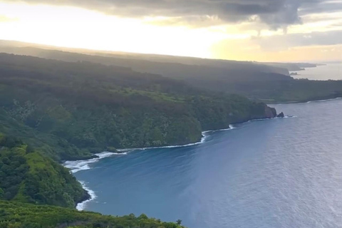 Maui: Open-Air Road to Hāna Jungle Adventure Tour Open-Air! Road to Hana Jungle Adventure Tour! (5.5 Hours)