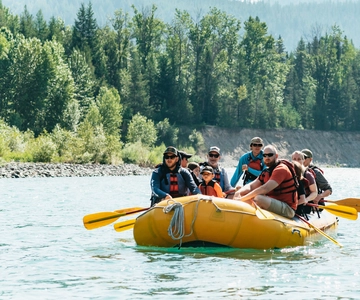 West Glacier: Glacier National Park Scenic Raft Trip