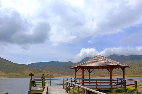 Quito: Cotopaxi National Park and Quilotoa Day Trip