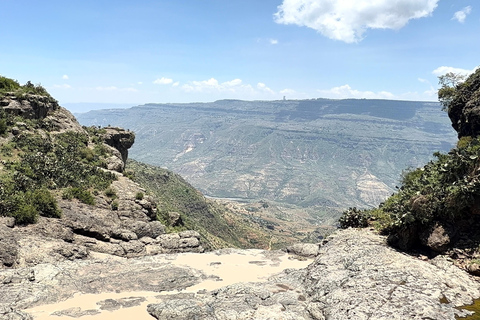 Addis Ababa: Debre Libanos Monastery & Bridge Tour