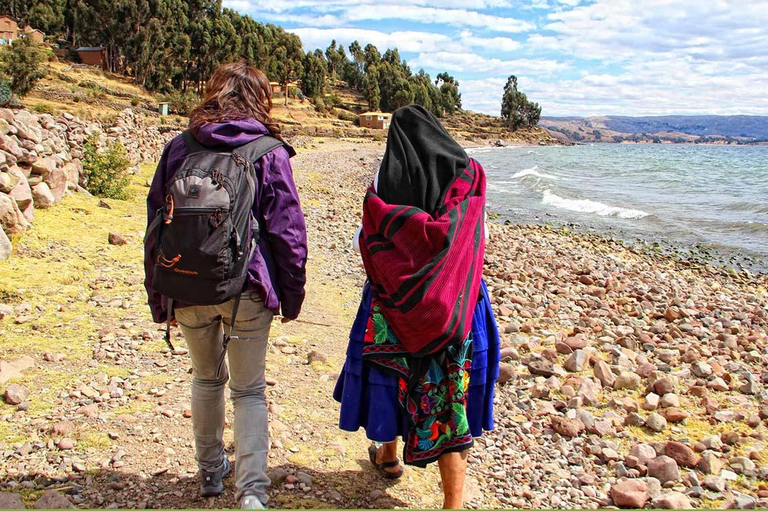 Lake Titicaca: Rural Accommodation and Immersive Experience on Amantani Island 2 Days / 1 Night – Rural Homestay and Immersive Experience on Amantani
