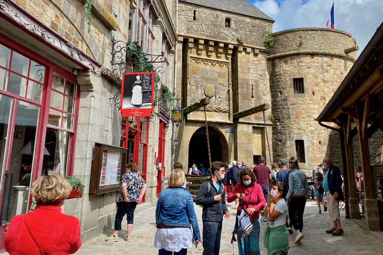 Dia D privado de 2 dias Mont Saint-Michel 3 castelos com MercedesExperiência particular