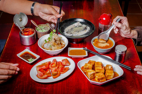 Taipei: Formosa Flavours Food Tour with 12+ Tastings