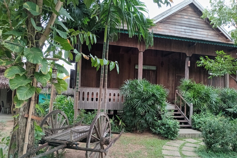 From Siem Reap: Floating Village, Lake, and Ox Cart Tour The Floating Village and Ox-cart Ride