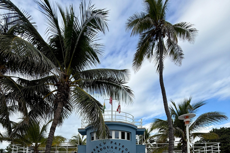 Art déco i świętowanie zachodu słońca – wycieczka piesza po Miami BeachArt déco i zachód słońca – wycieczka piesza po Miami Beach