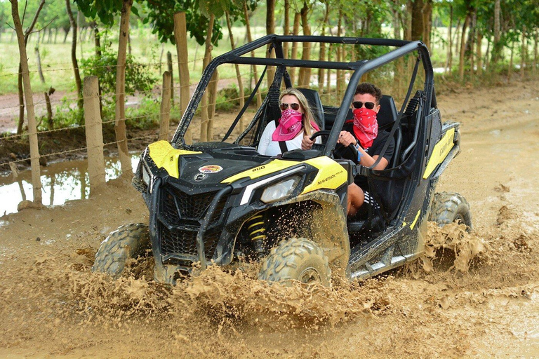 Punta Cana: Aventura en quad + Baño en cueva acuática + Visita al puebloPunta Cana: Solo ATV Buggy (1 Persona por Vehículo)