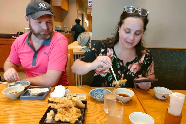 Visite gastronomique historique et culturelle d'Asakusa avec un guide local