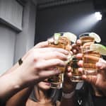 Monaco: pub crawl - 4 locali, shot e ingresso al club