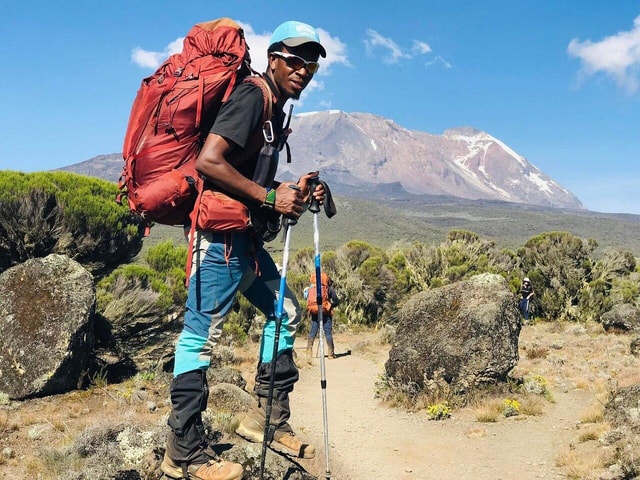 Nairobi: Great Rift Valley Volcanic Rock Tour with Pickup