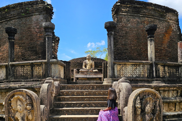 From Kandy: Polonnaruwa Day Tour, Medieval Capital Discovery