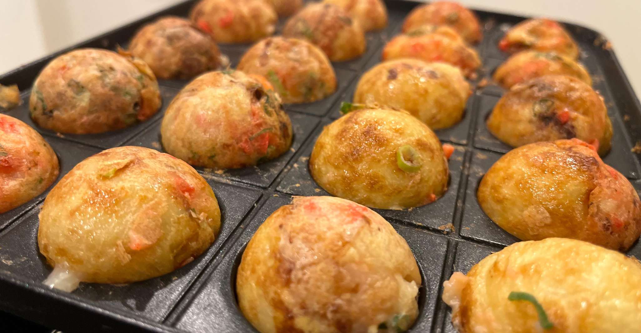 Osaka Sake Tasting with Takoyaki Cooking photo 7