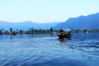 Srinagar, Enchanting Day Tour with Shikara Ride at Dal Lake - Housity