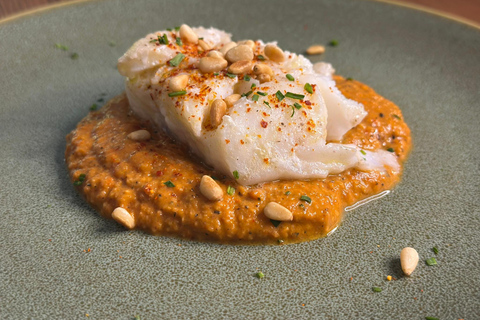 Bordeaux: Market Tour and Cooking Class with Lunch