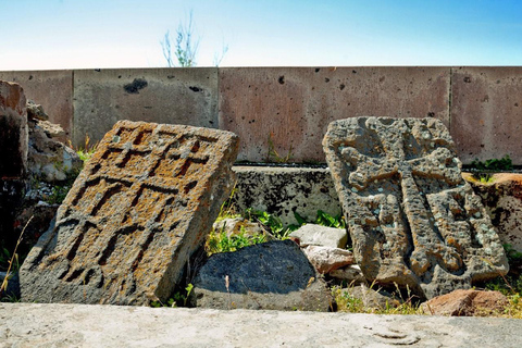 Desde Ereván Excursión de un día a Tsaghkadzor, Geghard y Garni