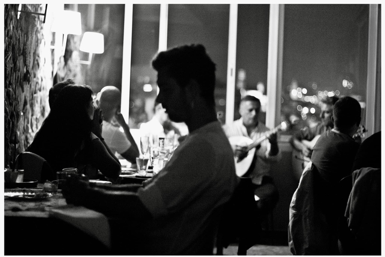 Vila Nova de Gaia: dinner at the only Traditional Fado House