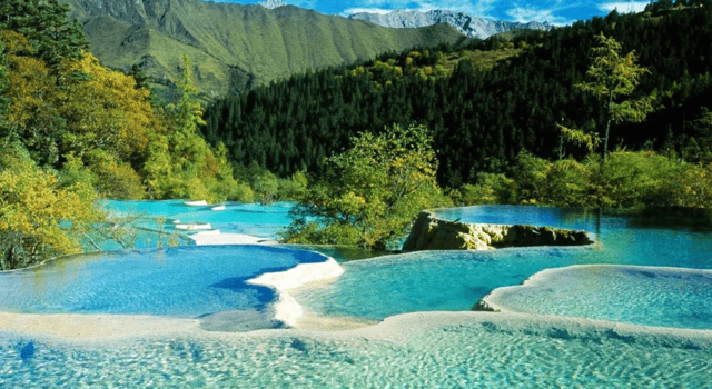 Chengdu 3-Day Self-Guided Jiuzhaigou&Huanglong with Transfer