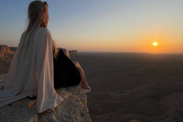 Riyadh: Adventure Edge of the World