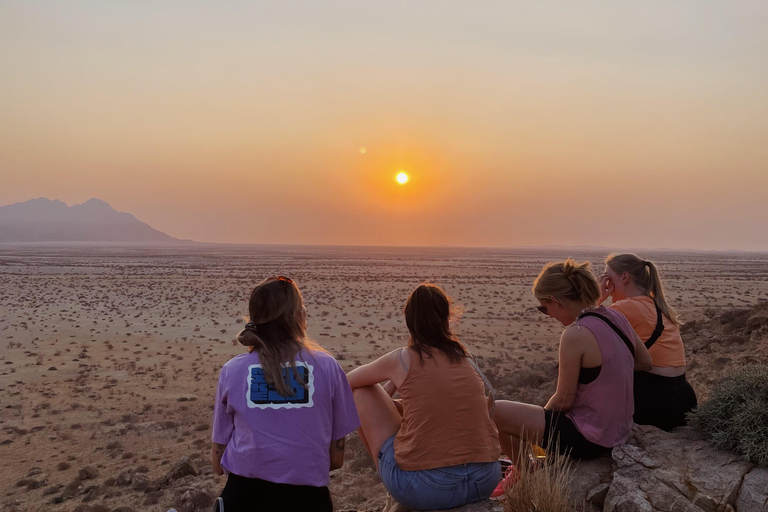 The Ultimate 4-Day Namibia: Sossusvlei, Swakop & Spitzkoppe The Ultimate 4-Day Namibia Loop