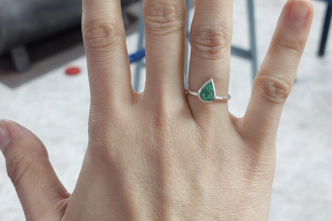 波哥大：制作属于你的祖母绿戒指波哥大：制作属于你自己的翡翠戒指
