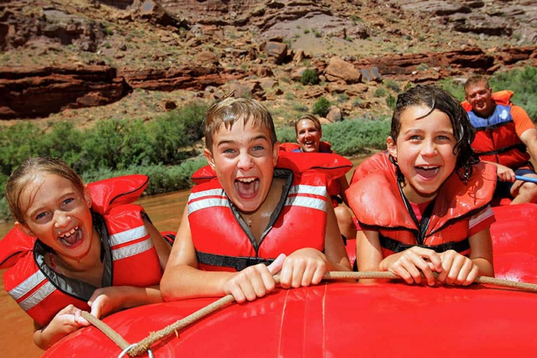 Colorado River: Full-Day Rafting with BBQ Lunch Without Pickup