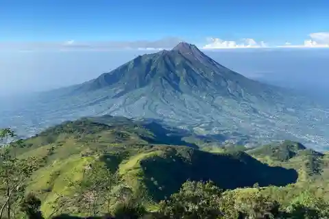 De Yogyakarta : Acampamento no Monte Merbabu ao nascer e ao pôr do sol