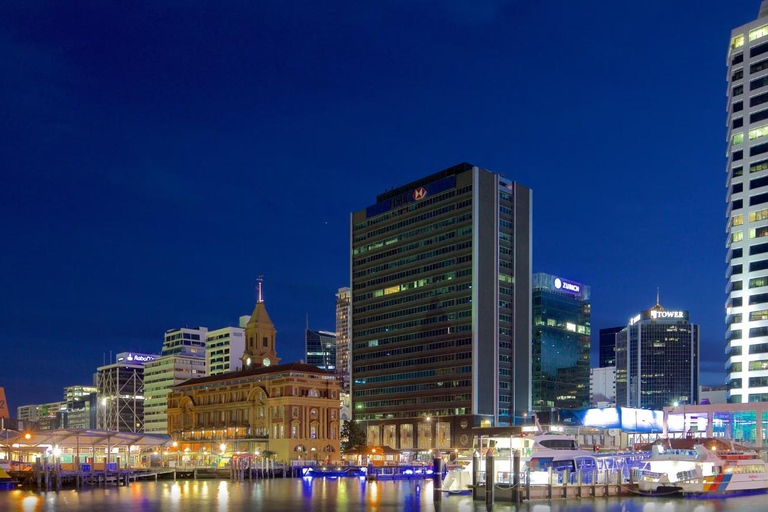 Auckland: Tour noturno com piscina térmica e vista para o pôr do sol