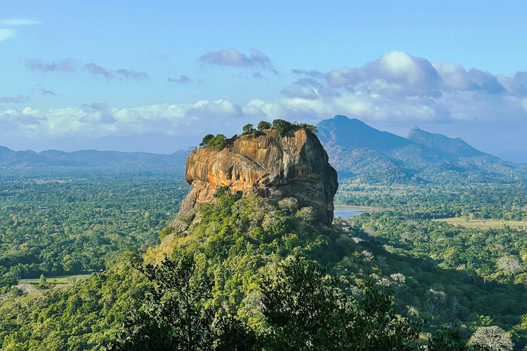 Sri Lanka: 6-Day Photography Tour with Hotel & Guide
