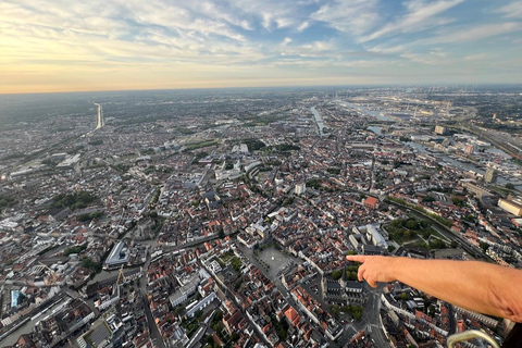 Ghent: Private Hot Air Balloon Flight for 2
