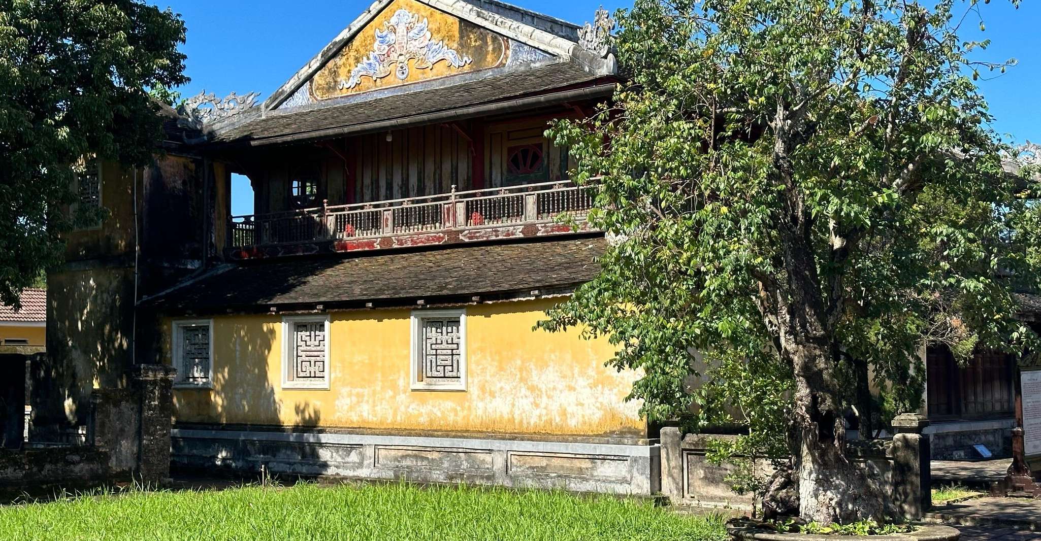 Hue, Imperial and Forbidden City Guided Tour - Housity