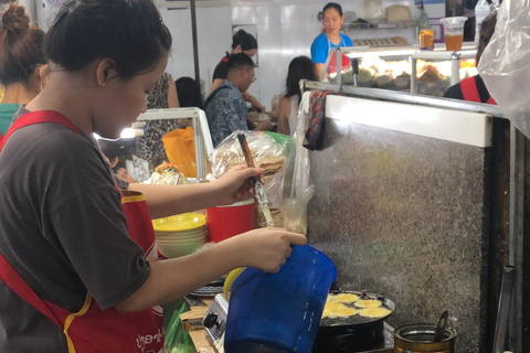 Da Nang: Tour a piedi del cibo come un localeFoodtour nascosto a Danang: Mangia come un abitante del luogo con i vietnamiti