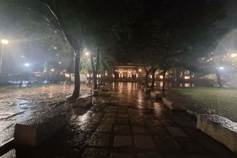 Manila: Intramuros Night Tour with Folklore and History