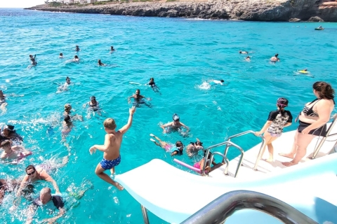 Menorca: Boat Trip Through the North Coast With Hotel Pickup