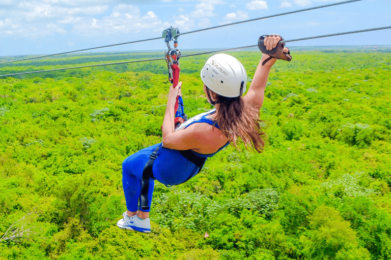 Parque Scape en Punta Cana: Cenote, tirolinas, cuevas y más