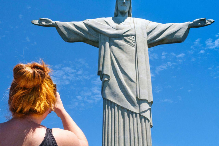 Rio de Janeiro: Private Highlights Tour with Sugarloaf