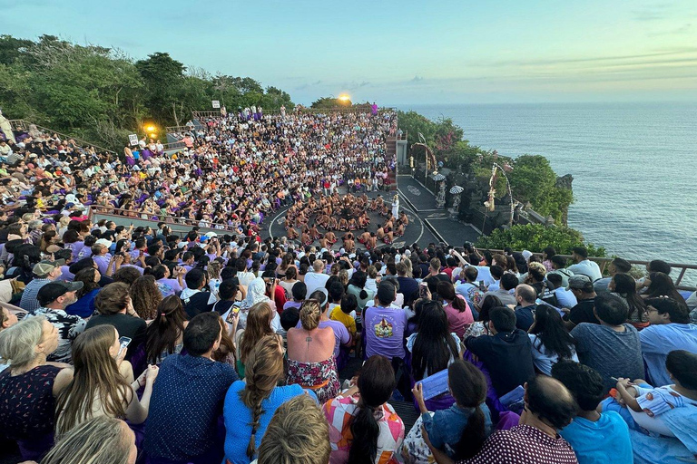 Guide, Uluwatu Temple Entry Ticket with Kecak Dance Show Guide Only (no ticket included )