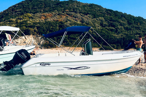 Zakynthos: Private Self Drive Speedboat Rental - No Licence