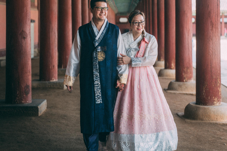 Seoul: K-Drama Style Couple Photoshoot